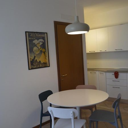 V12 Apartments - Trecate 외부 사진