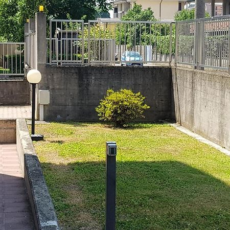 V12 Apartments - Trecate 외부 사진