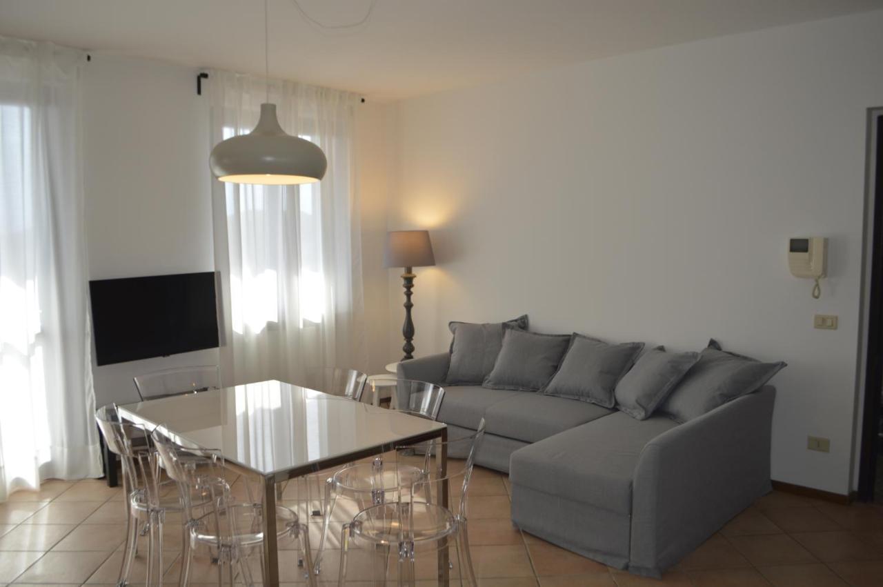 V12 Apartments - Trecate 외부 사진