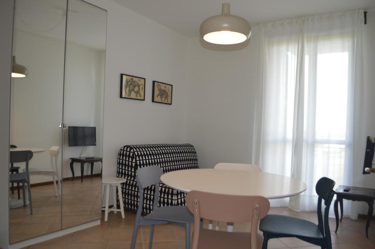 V12 Apartments - Trecate 외부 사진