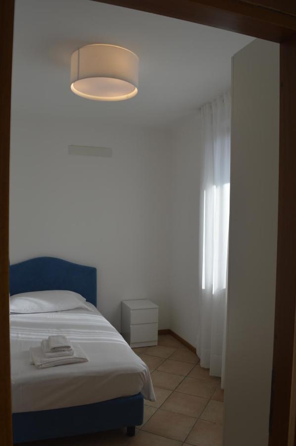V12 Apartments - Trecate 외부 사진