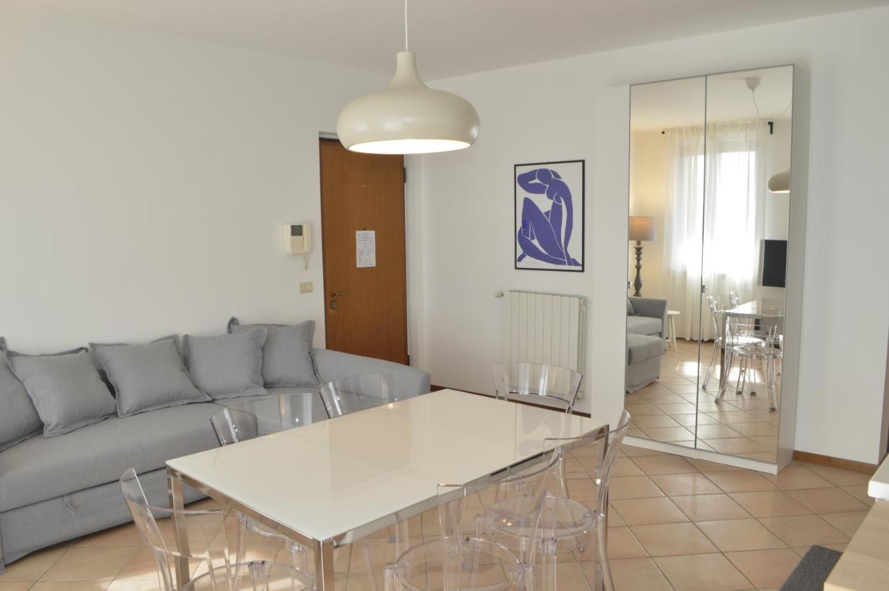 V12 Apartments - Trecate 외부 사진