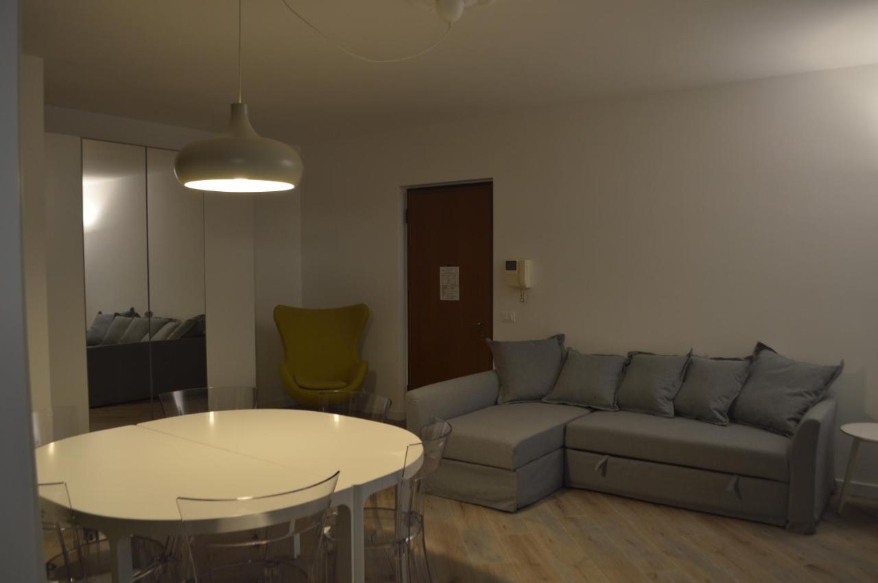 V12 Apartments - Trecate 외부 사진